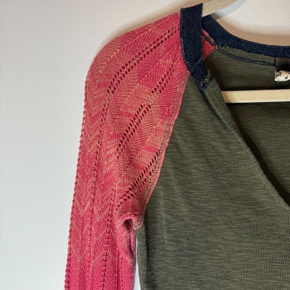 Free People Sunshine Thermal Bell Sleeve V Neck Multicolor Boho - Picture 6 of 8